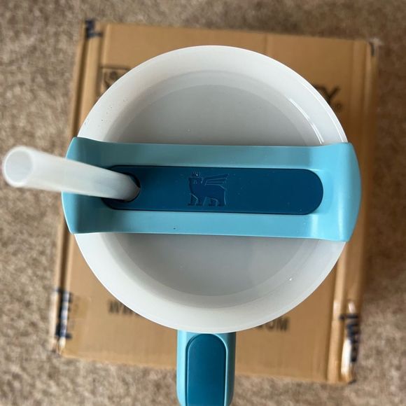 Stanley Flowstate Quencher 40oz Tumbler - Pool - Picture 6 of 6